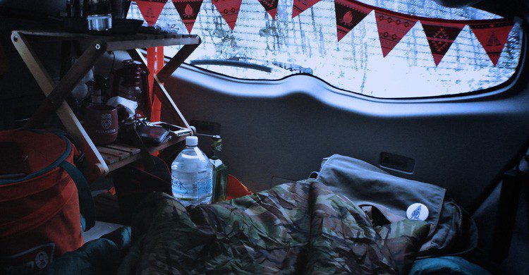 Prepara el acondicionamiento de tu furgo para vivir una experiencia #vanlife (Fuente: Miki Yoshihito / Flickr)