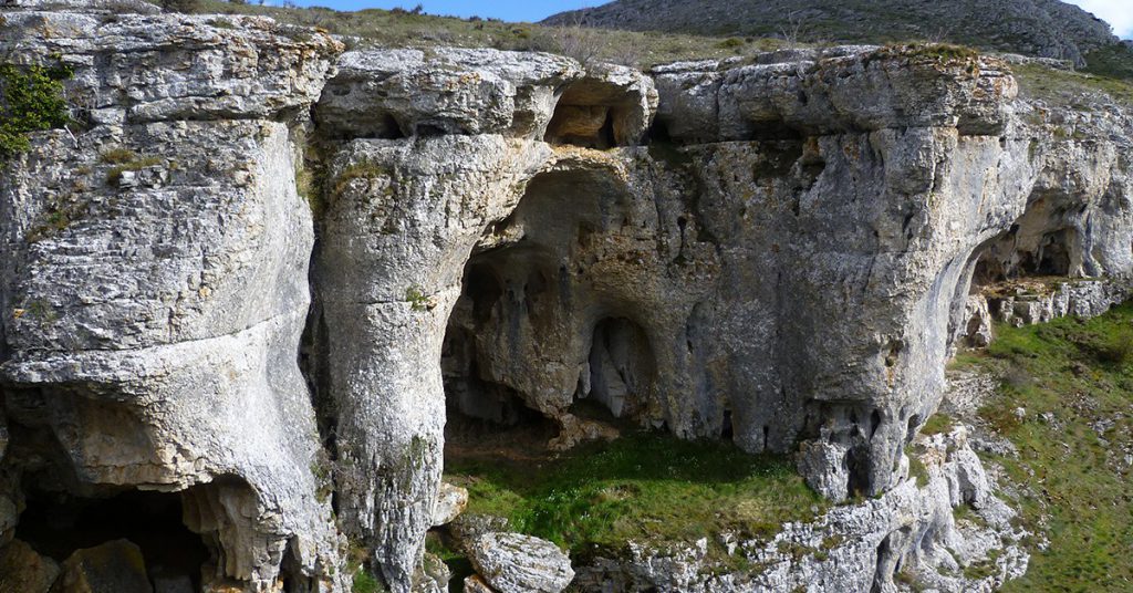 Sigue leyendo 6 cuevas en Burgos que no te debes perder