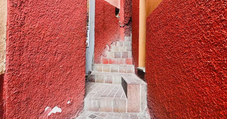 3. El callejón del beso en Guanajuato, México