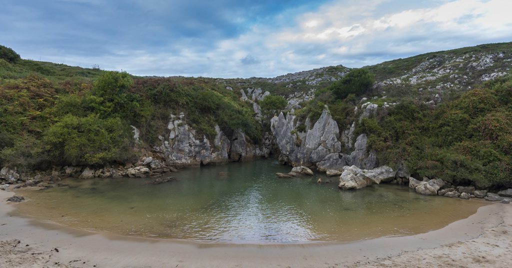 Sigue leyendo 6 calas secretas de España que no conoce casi nadie