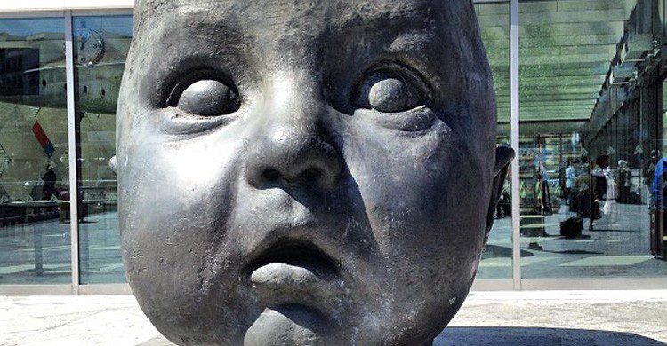 Los 'cabezones' en Atocha, Madrid (Fuente: carol / Flickr)