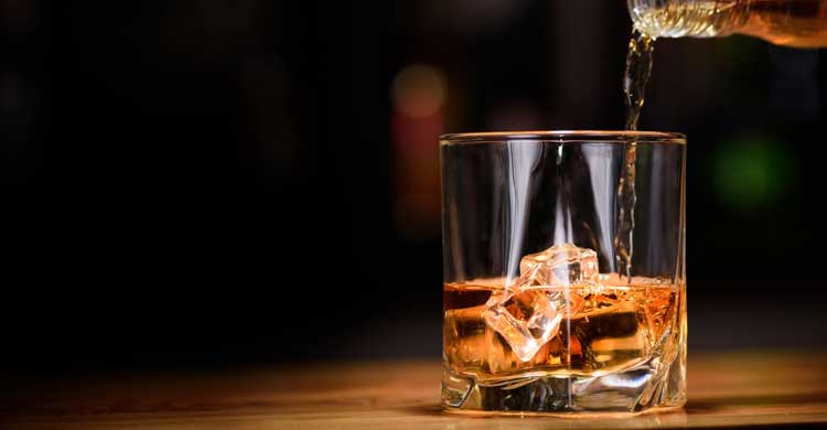 imagen bebida alcohólica whisky