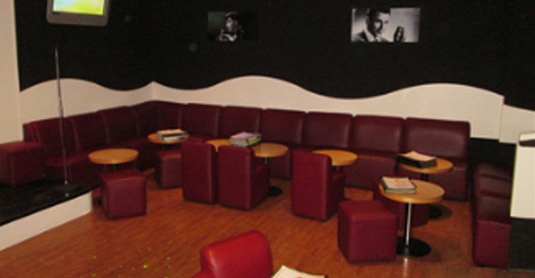 Un clásico, el karaoke Katana (Fuente: karaokekatana.com)