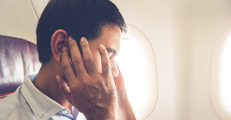 Los peores momentos de tensión para los pasajeros son al aterrizar y despegar (iStock)