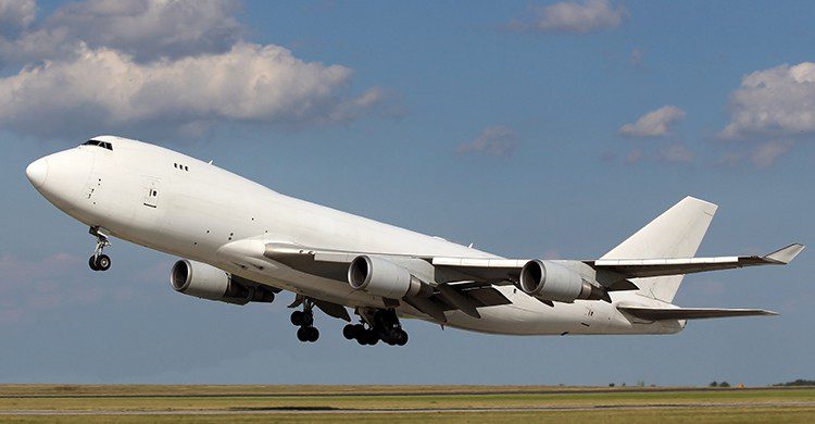 El vuelo pudo continuar su trayecto tras seis horas (iStock)