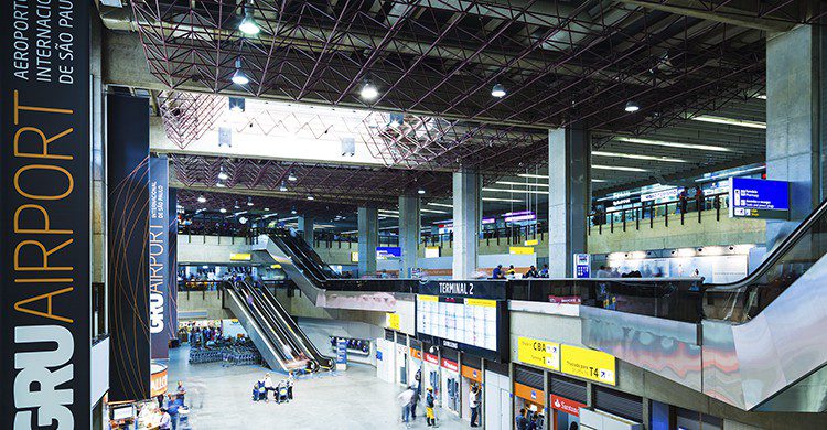 Aeropuerto de Sao Paolo donde la mujer perdió el avión (iStock)