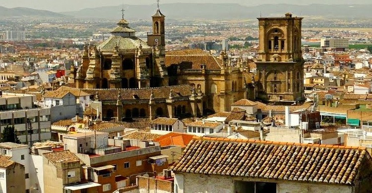 1. Granada, hermosa ciudad