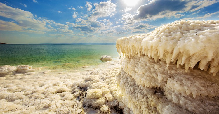 Depósitos de sal en el Mar Muerto