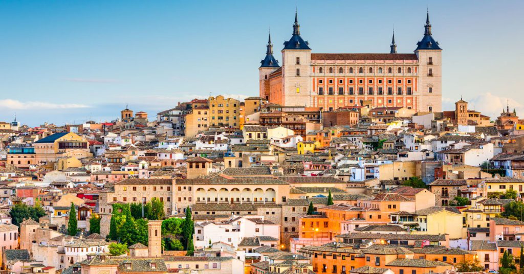 Sigue leyendo 8 curiosidades del Alcázar de Toledo que debes saber