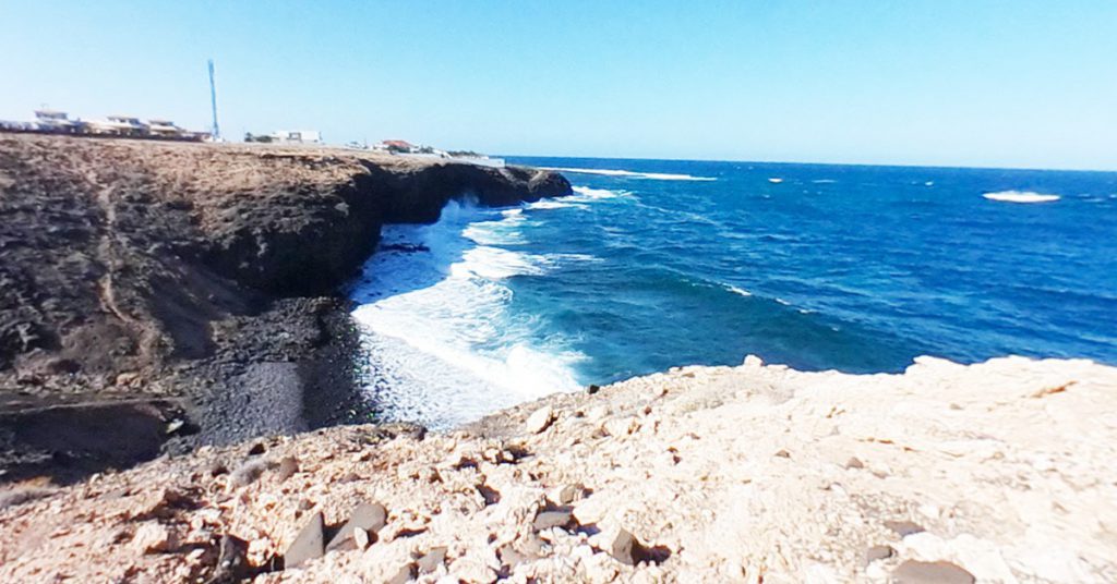 imagen playa rocas puerto escondido Fuertventura