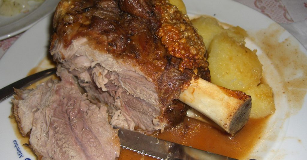 Sigue leyendo Los 7 mejores lugares donde comer codillo en España