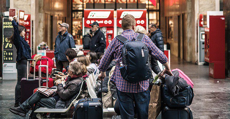 Centenares de personas se han quedado en tierra por la cancelación de los vuelos (UnSplash)