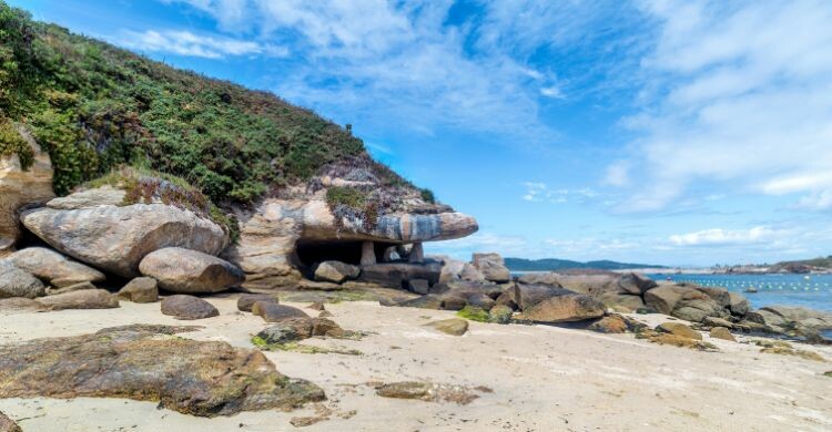 Playa Areas, Sanxenxo (Adobe Stock)