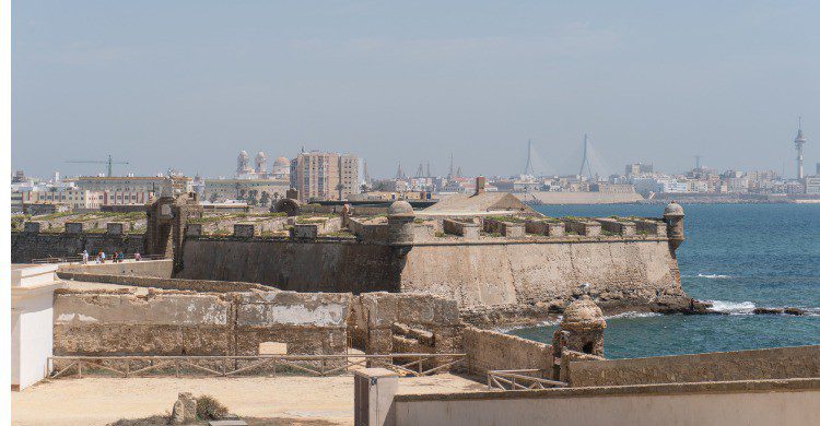 El Castillo de San Sebastián en Cádiz (Fuente: iStock)