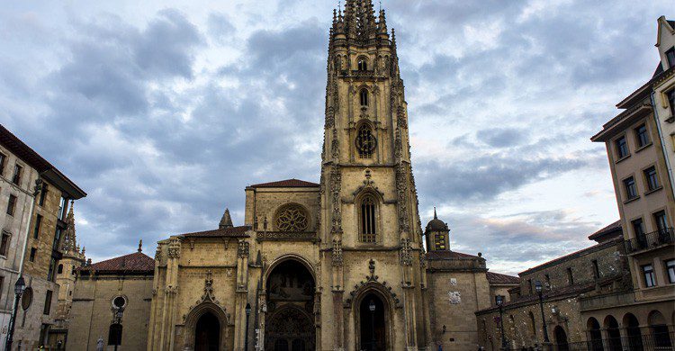La Catedral de Oviedo (Fuente: David Alvarez Lopez / Flickr)
