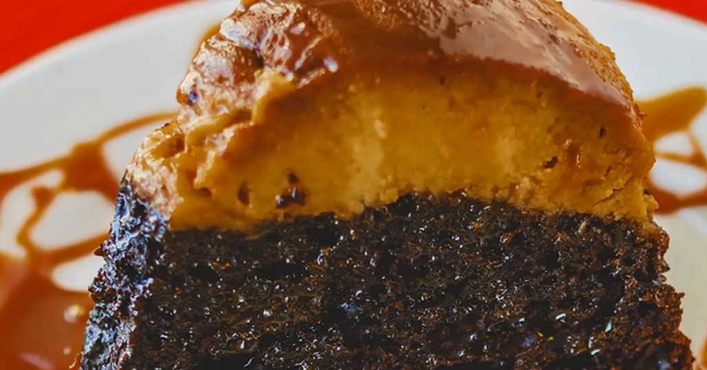 Sigue leyendo Receta fisgona: Chocoflan de México