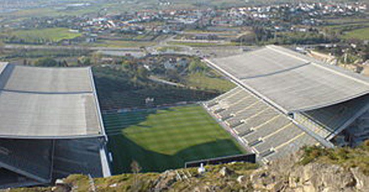 Estadio Municipal de Braga en Portugal (Fuente: wikipedia)