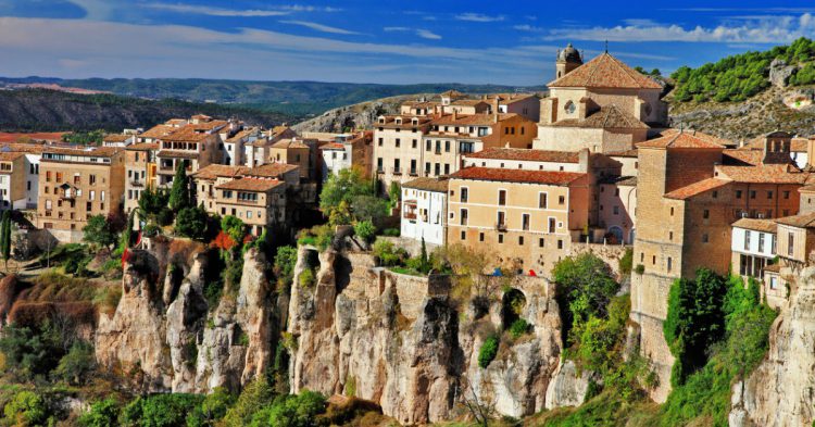 Vistas de Cuenca y sus casas colgadas (Fuente: iStock)