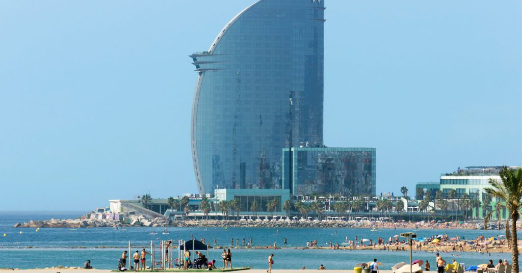 Sigue leyendo Los 8 paseos marítimos con más ambiente de España