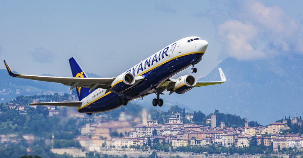 El equipaje de mano en Ryanair ya no será gratuito