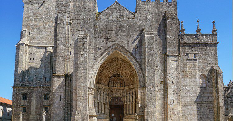 La espectacular catedral de Tui en Pontevedra (Fuente: iStock)