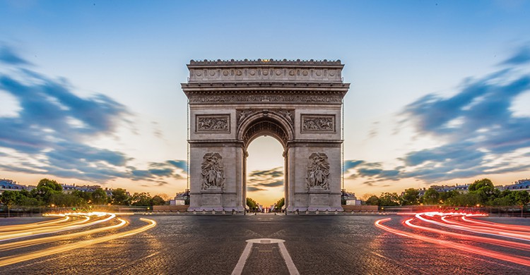 año arco del triunfo