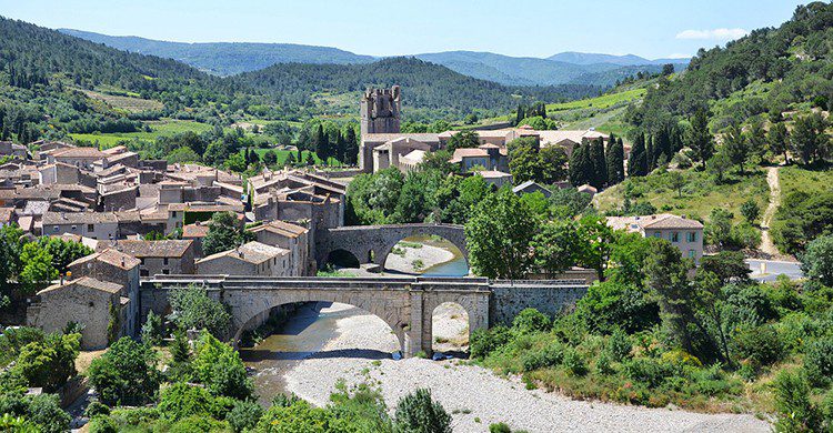 Lagrasse, uno de los pueblos del sur de Francia (Pixabay)