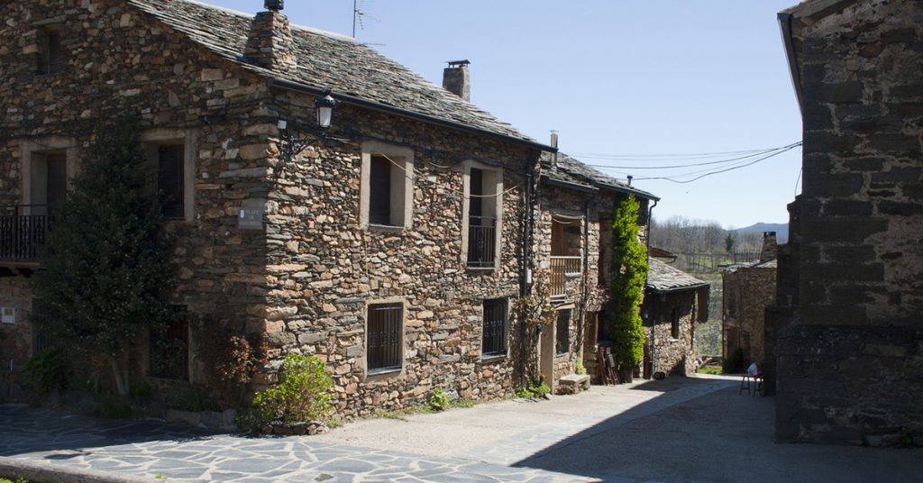 Sigue leyendo Pueblos negros de Guadalajara