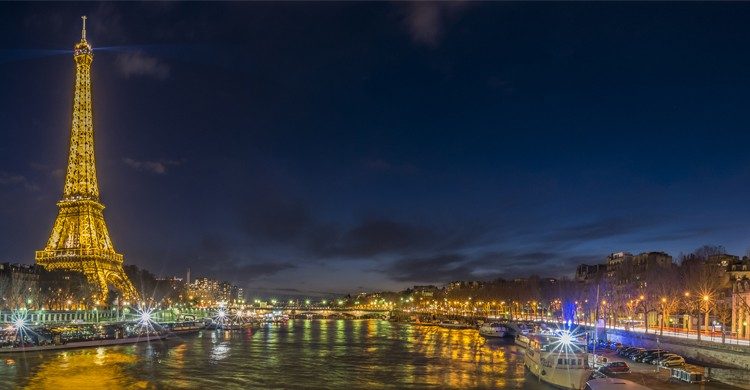 París es la ciudad del amor y de las luces. (iStock)