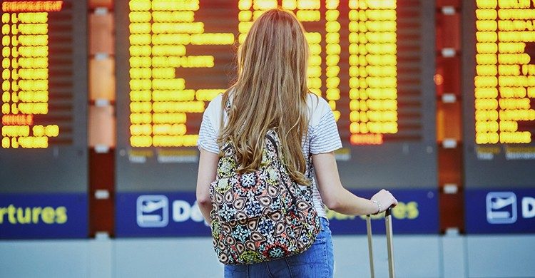 Busca vuelos baratos a Londres (Istock).