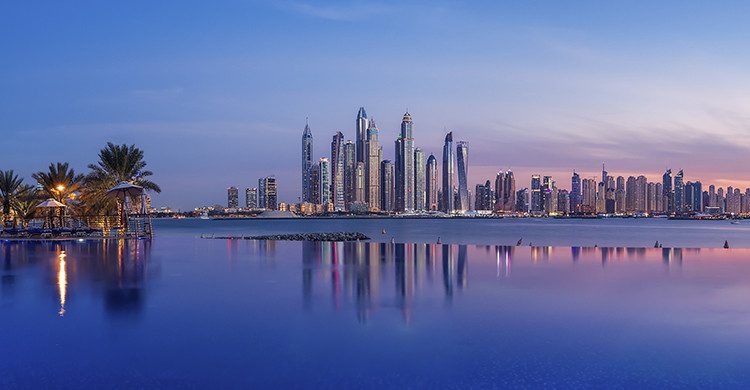 Dubai Marina al atardecer(Istock)