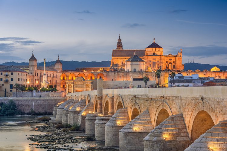 3 días en CÓRDOBA Vuelo+Hotel desde 103€