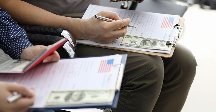 La compañía de transporte comprobará que posé el ESTA antes de la salida (iStock)