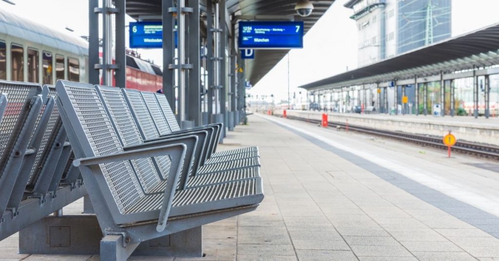 Sigue leyendo Un hombre hiere a varias personas cerca de una estación de Frankfurt