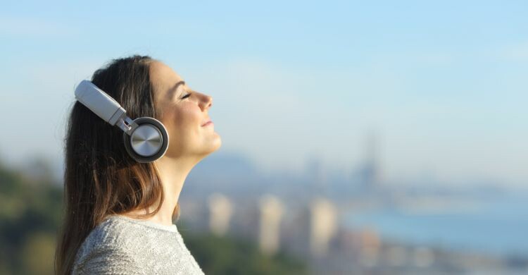 Qué tipo de música se escucha en España (Canva)