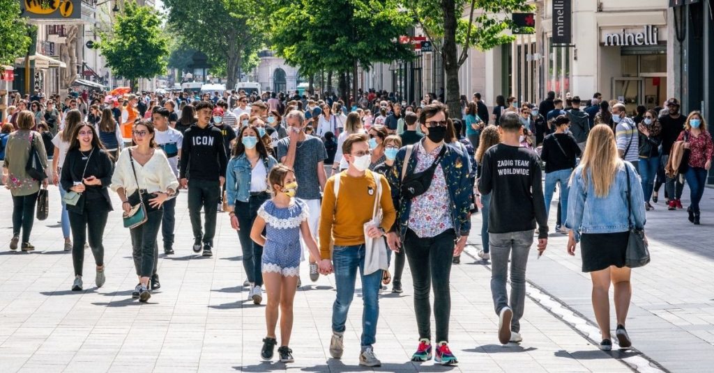 Sigue leyendo La mascarilla ya no será obligatoria en la calle en España el 26 de junio