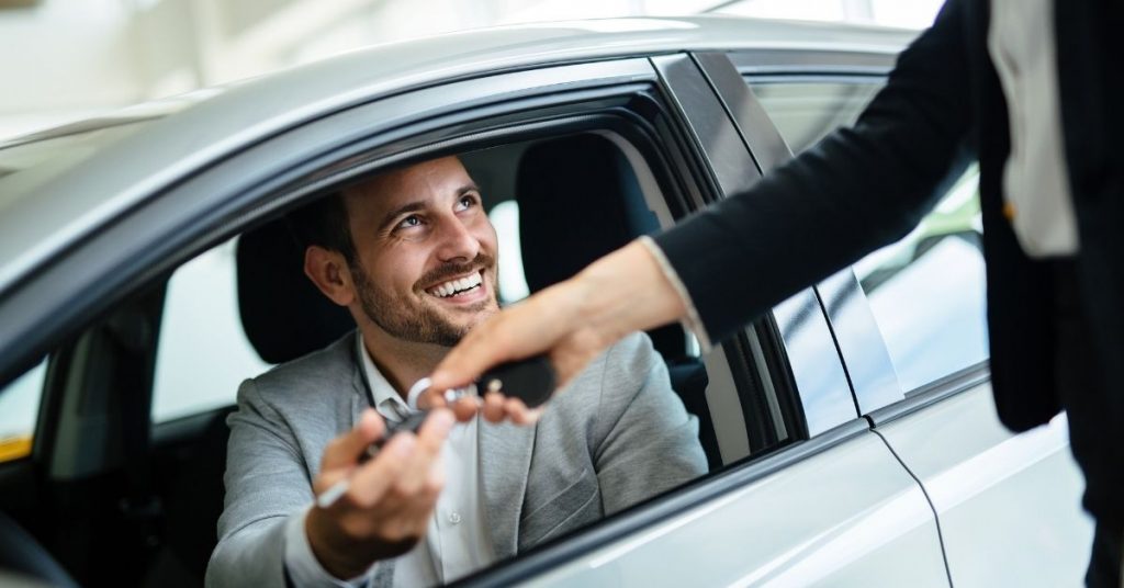 Sigue leyendo ¿Coche nuevo o de Km 0?