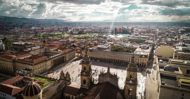 Plaza de Bolívar (AdobeStock)
