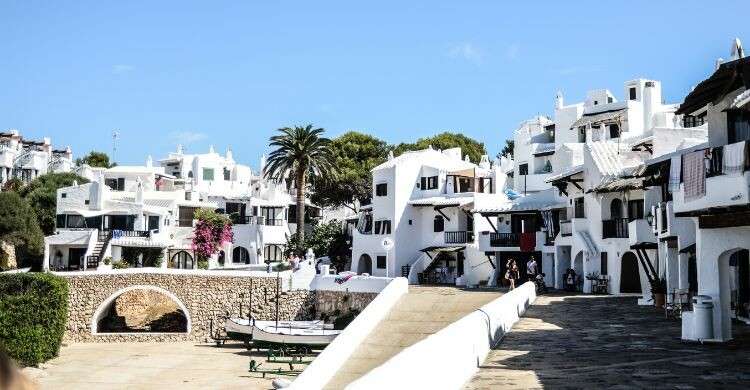 Binibeca, Menorca (Adobe Stock)