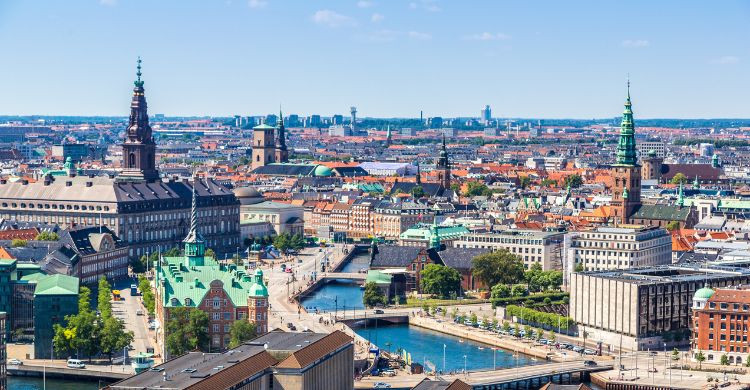 Ofertas de vuelos en Copenhague (Adobe Stock)