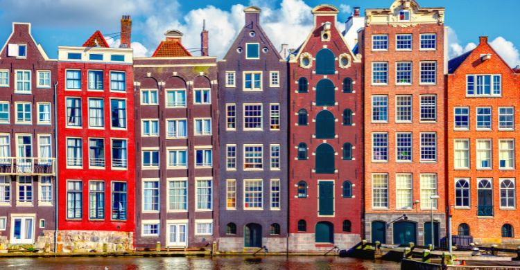 Los mejores free tours de capitales europeas (Adobe Stock)