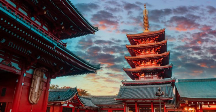 Templo Senso-ji (Adobe Stock)