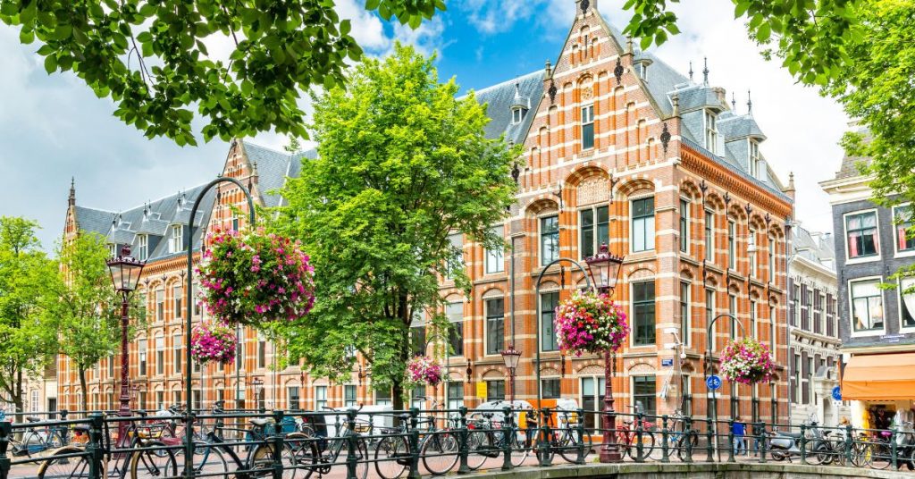 Sigue leyendo Escápate a Ámsterdam: Vuelo ida y vuelta desde 83€