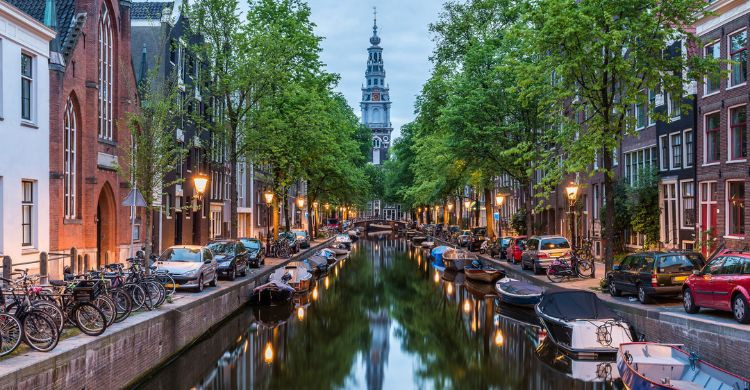 Canales de Ámsterdam (Adobe Stock)