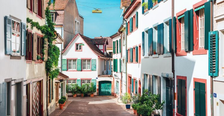 Casco antiguo de Basilea (Adobe Stock)