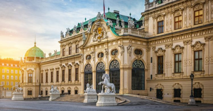 Belvedere Palace, Viena (Adobe Stock)