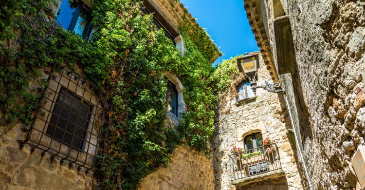 Casas rurales de Pals (Adobe Stock)