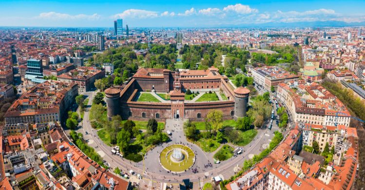 Castillo Sforzesco en Milán (Canva)