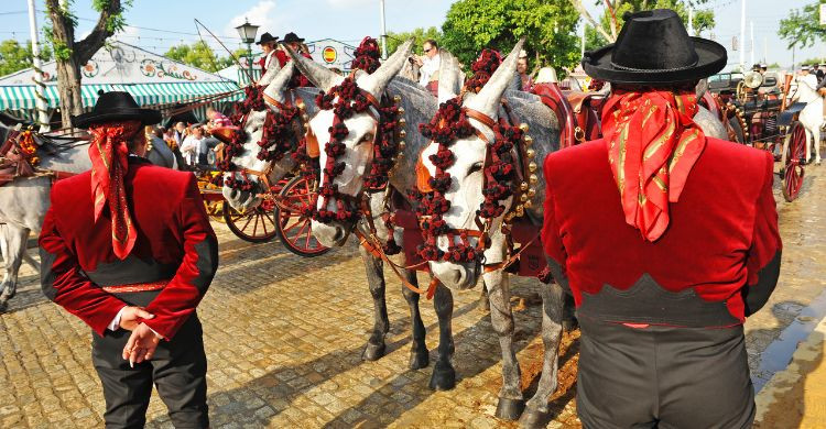Coche de caballos en la Feria de Abril (iStock)