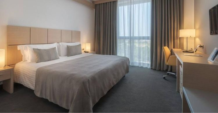 Domina Milano Fiera (Kayak)